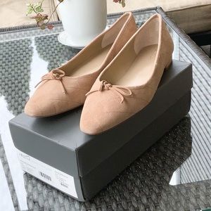 Ann Taylor Wilma Quilted ballet flats size 11
